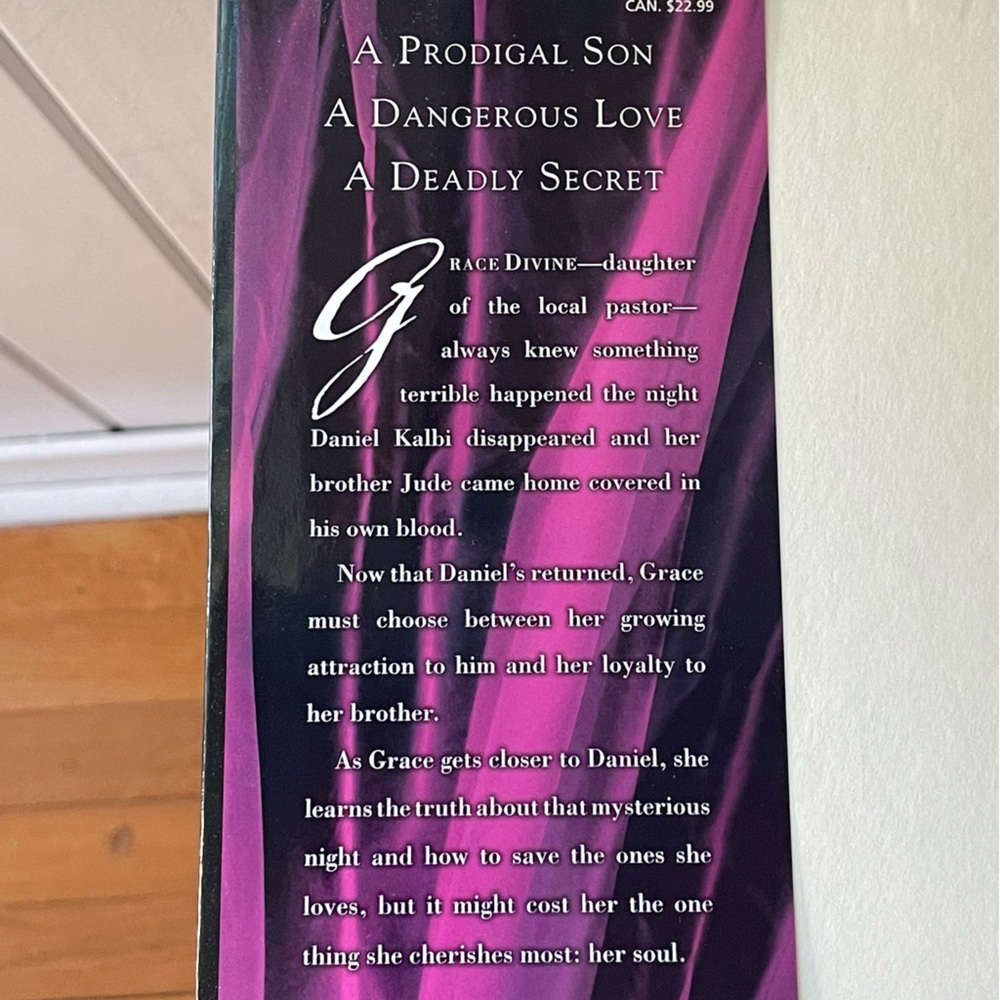 $20 SALE Set of 2 Teen Fiction Hardcover Books Romantasy Werewolves BookTok - Picture 5 of 10